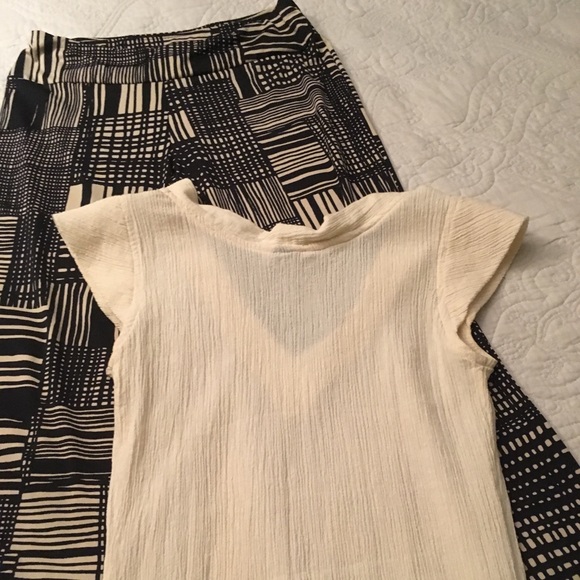 ELIGIBLE FOR BUNDLE OFFER 4 ITEMS for $25 - Picture 4 of 6